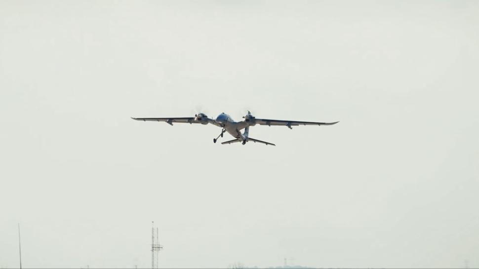 AKINCI'dan yerli mühimmatlarla güç gösterisi: Hedefler nokta atışıyla vuruldu