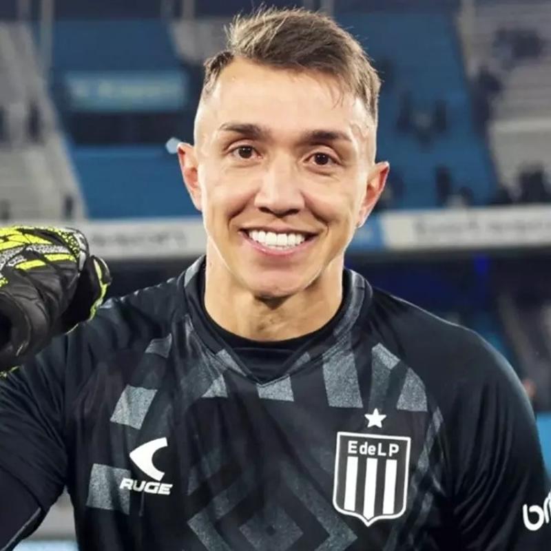 Fernando Muslera'nn formasn giydii Estudiantes, ampiyon oldu
