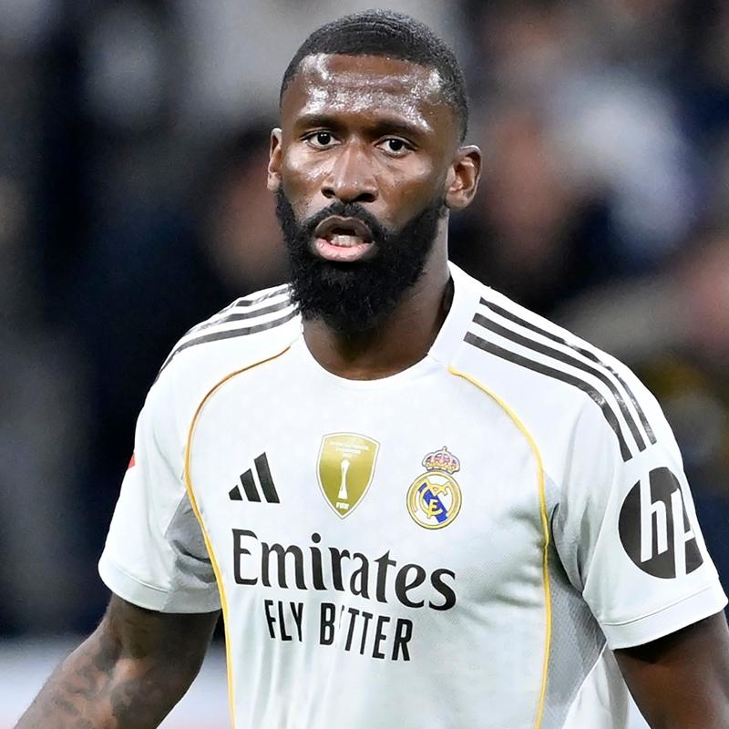 Galatasaray harekete ge�ti! Antonio R�diger i�in teklif