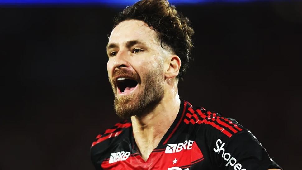 Leo Pereira kapışması