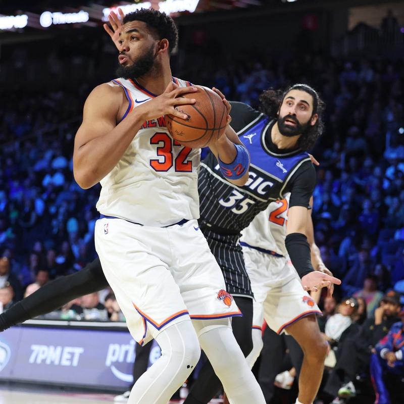 New York Knicks ve San Antonio Spurs, NBA Kupas'nda finale ykseldi