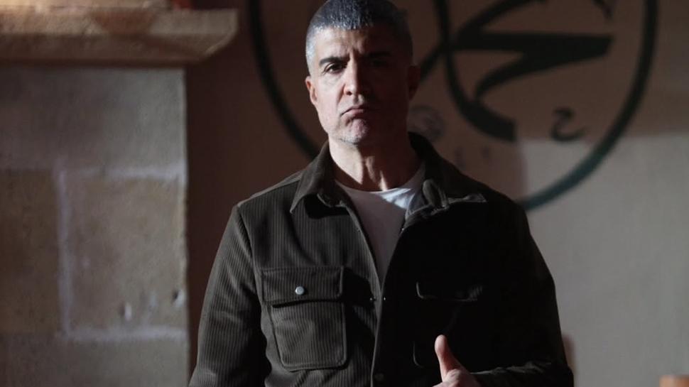 Özcan Deniz'in evleri davalık oldu: Servetiyle ilgili o iddia ortalığı karıştırdı!