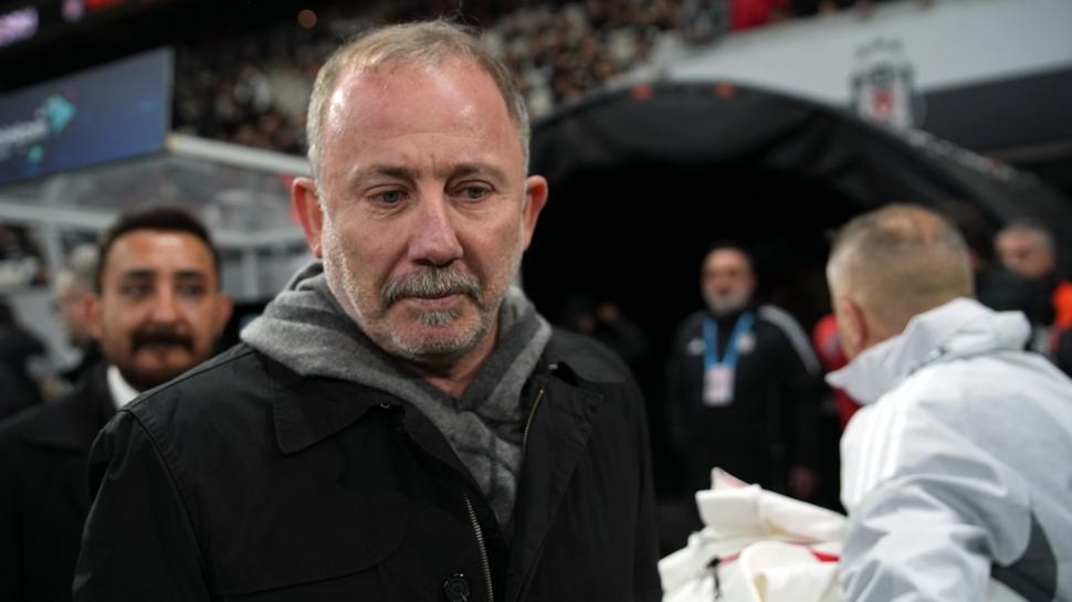 Sergen Yalçın: Rafa Silva kadroda olmak istemediğini söyledi