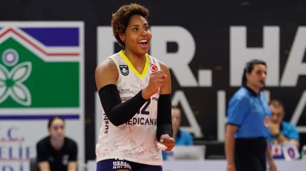 Fenerbah�e Medicana deplasmanda rahat kazand�!