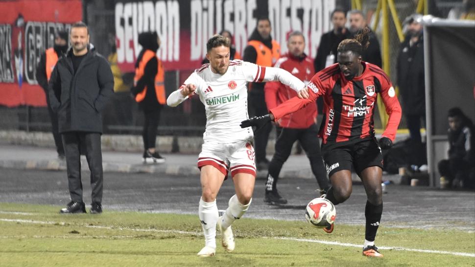 Ümraniyespor deplasmanda tek golle galip