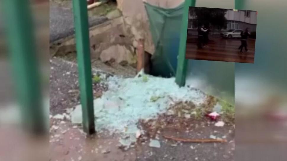 Beykoz'da vandallık! Durak camlarını kurşunladılar