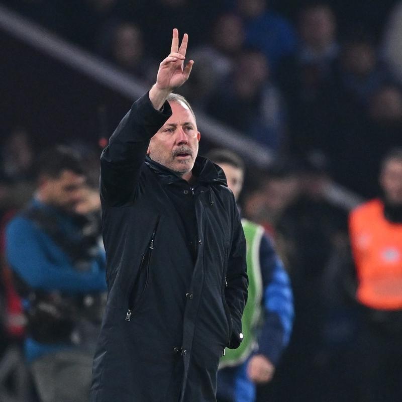 Futbol de�il tiyatro!