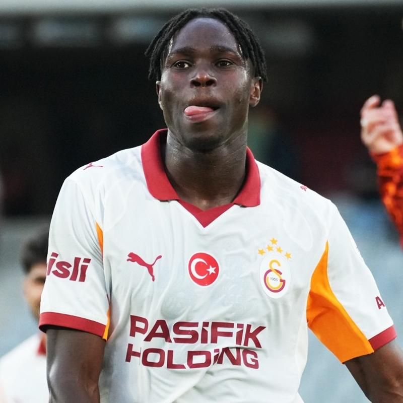 Galatasaray yolu g�sterdi! Wilfried Singo i�in ayr�l�k karar�