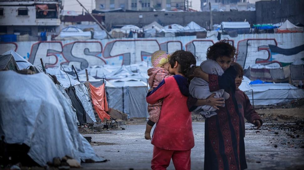 Gazze'ye kış geldi! Soğuk ve yağmur altında hayatta kalma mücadelesi