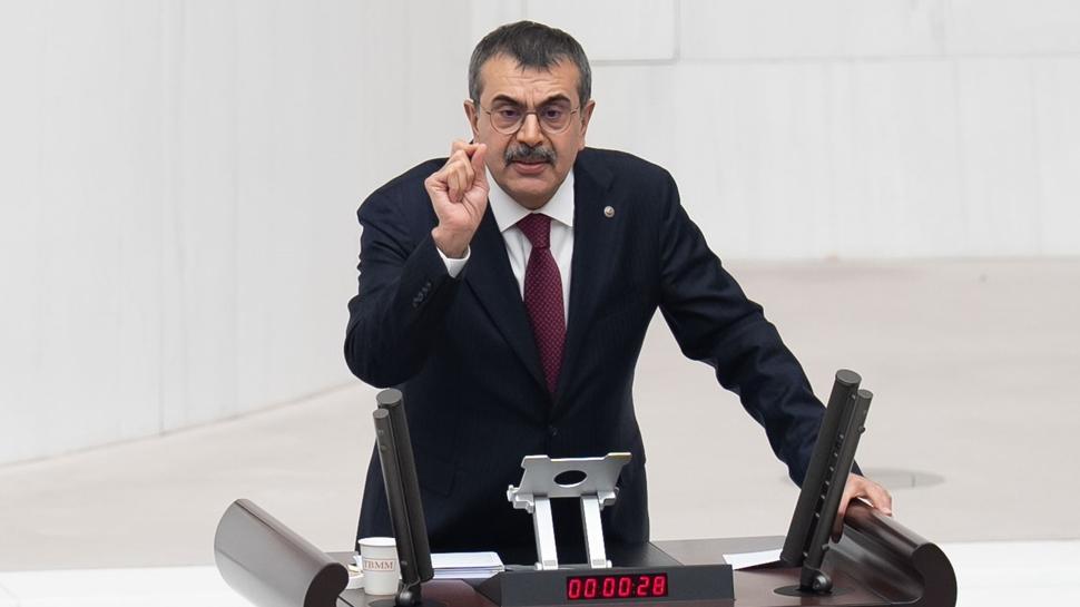 "Geçmişinizle yüzleşin"... Bakan Tekin, CHP'yi kendi metinleriyle vurdu