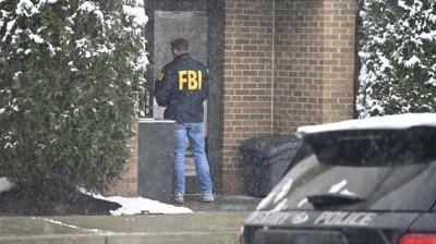 ABD'de �niversiteye kanl� sald�r�: Yanl�� ki�iyi g�zalt�na alm��lar