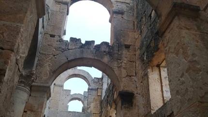 Mut Alahan Manastr turistlerin ilgi oda!