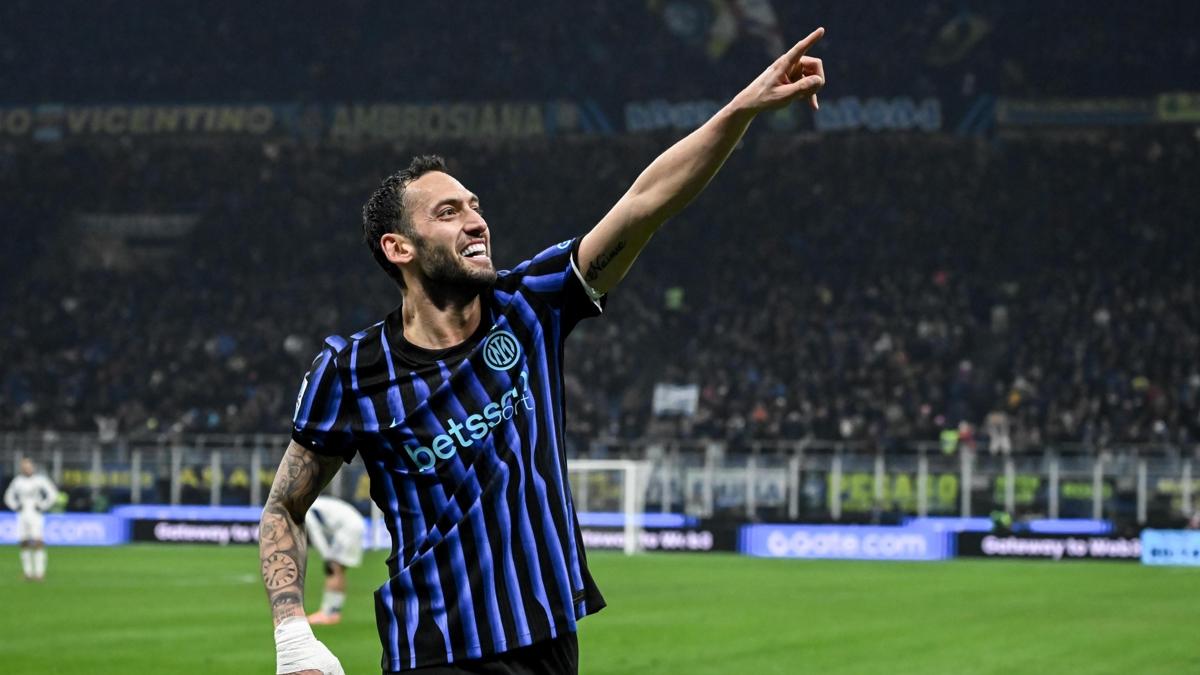 hakan �alhano�lu galatasaray transfer foto�raflar� resimleri