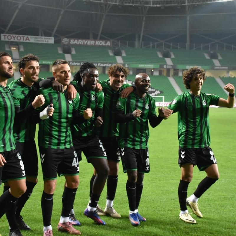 Sakaryaspor 5 ma� sonra 3 puanla tan��t�