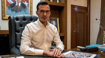 Ba�kan�n odas�ndan b�cek ��kt� 