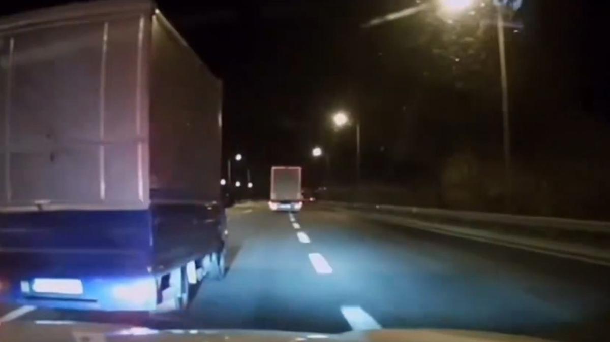 göçmen kaçakçılığı denetimi kimlik kontrolü ydüzensiz göçmen yakalama organizatör yakalama fotoğrafları resimleri