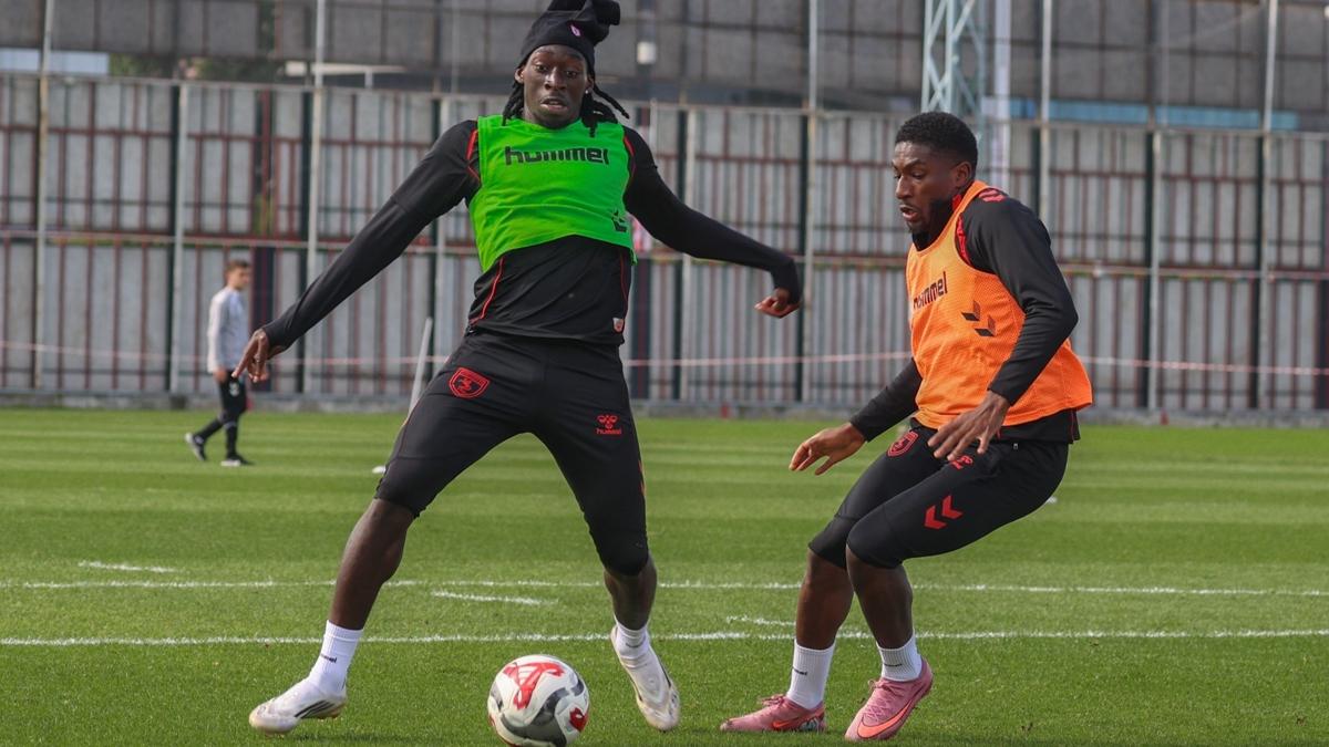  Coulibaly  Samsunspor A��klama foto�raflar� resimleri