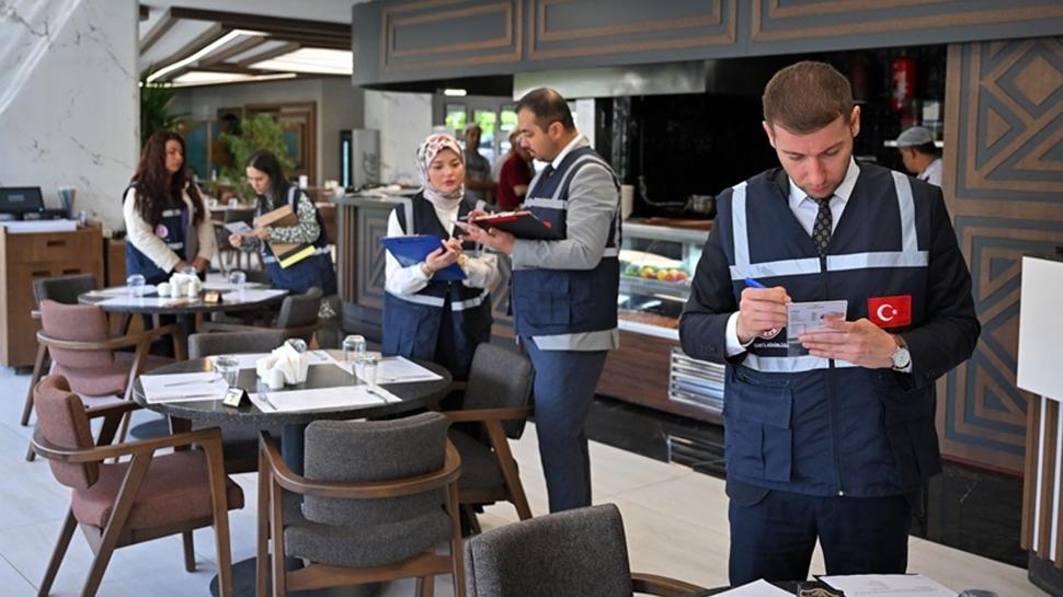 Ticaret Bakanlığı ekipleri, İstanbul'da lokanta, restoran ve kafe denetimi yaptı