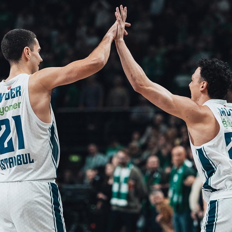 Anadolu Efes'ten Litvanya deplasman�nda kritik galibiyet