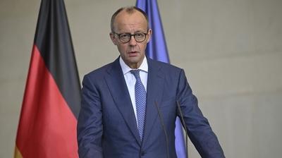 Almanya Ba�bakan� Merz'den seyirci kalmayaca��z ��k���: B�y�k g��lerin oyun topu de�iliz