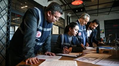 Ekipler harekete ge�ti... Kuyumcu ve emlak��lara denetim