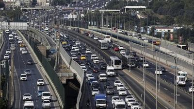 Trafi�e kas�mda 183 bin 172 arac�n kayd� yap�ld�