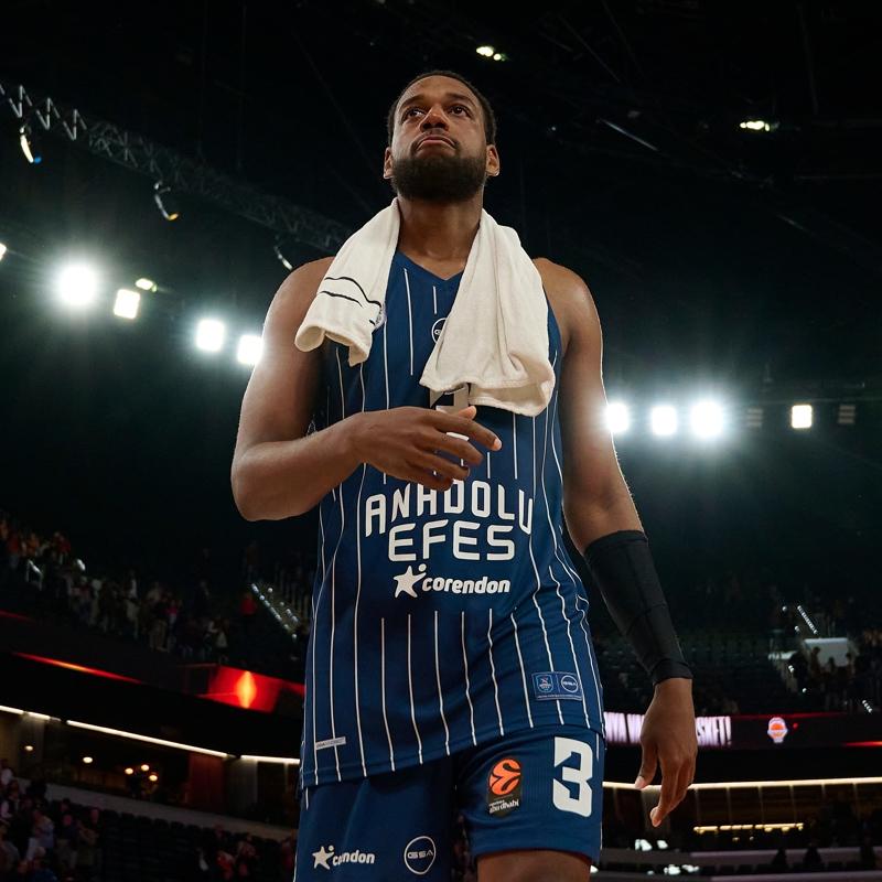 Anadolu Efes'in konu�u Dubai Basketbol