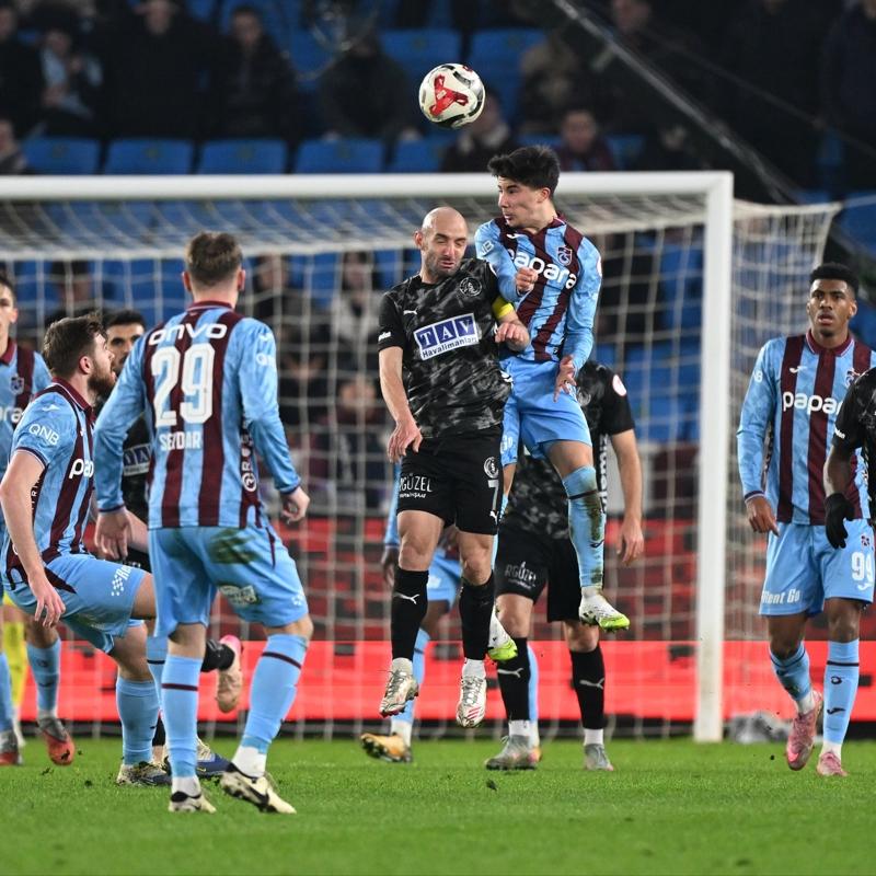 F�rt�na'ya bir kez daha dost �elmesi