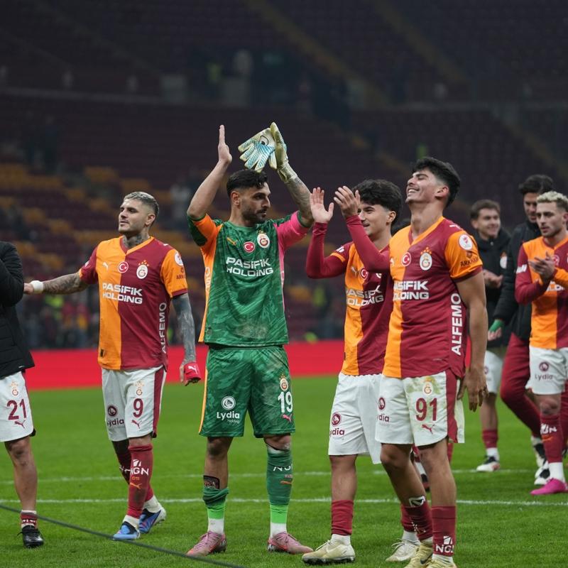 Galatasaray'�n kupadaki nama�lup serisi 7 ma�a ��kt�