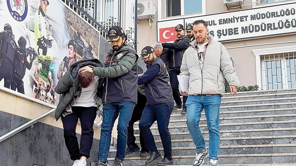 Gazze'ye yard�m etmek isteyen adam� �arpt�lar