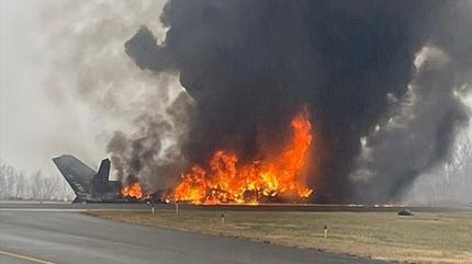 ABD'de u�ak kazas�... �zel jet alev topuna d�nd�