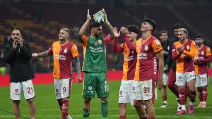 Galatasaray'�n kupadaki nama�lup serisi 7 ma�a ��kt�