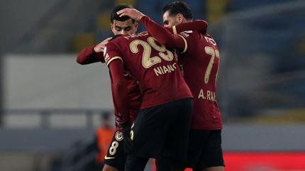 Muhte�em geri d�n��! Gen�lerbirli�i kupada pes etmedi