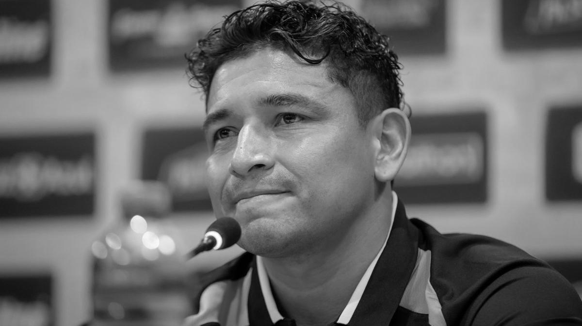 Barcelona SC   Mario Pineida  �l�m foto�raflar� resimleri