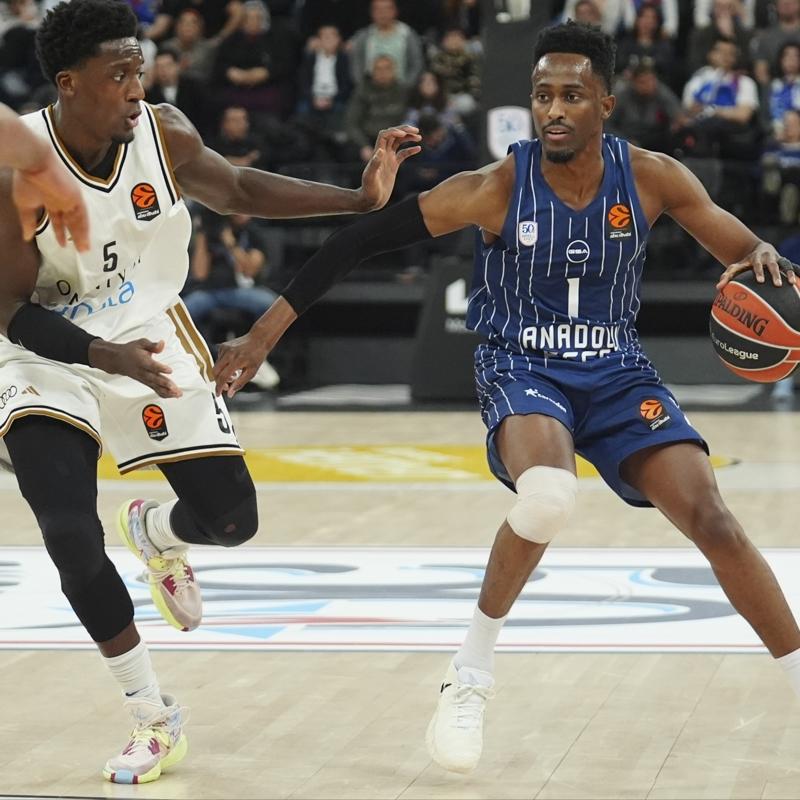 Anadolu Efes'te k�t� gidi� s�r�yor!