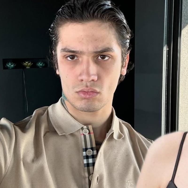 Birbirlerine girdiler! Anlatt�klar� a��zlar� b�rakt�