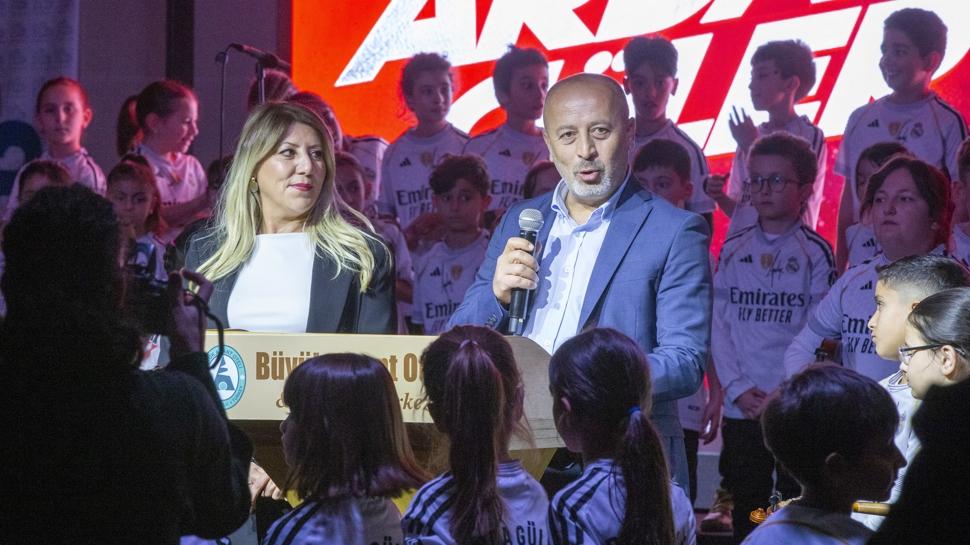 Bolu'da "2025 Yılın Sporcusu" ödülü Arda Güler'e verildi