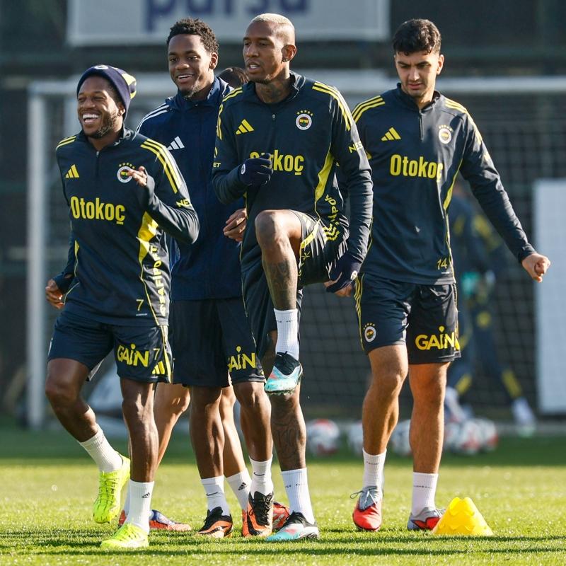 Fenerbah�e, Ey�pspor ma��na haz�r