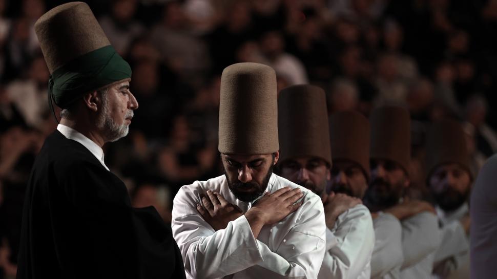 Hz. Mevlana'y� anma t�reninde konu�an Bakan Mehmet Nuri Ersoy: �Bizim olan� bozmaya, �arp�tmaya kimsenin g�c� yetmez�