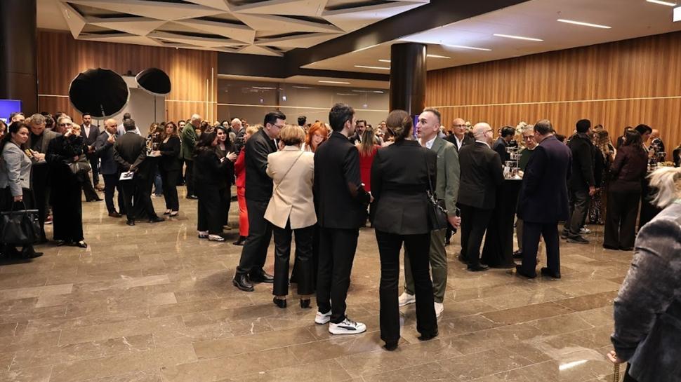 �� d�nyas�n� bulu�turan gece! Akg�n: Uzmanlar�m�zdan destek ald�k