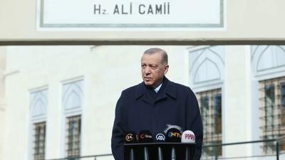 Ba�kan Erdo�an cuma namaz�n� Hz. Ali Camisi'nde k�ld�