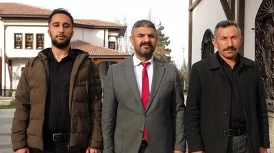 Belediyenin hukuksuz i�lerine dayanamad�: CHP'li meclis �yesi istifa etti