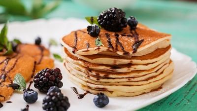 ��inden �ikolata f��k�r�yor: En lezzetli yumu�ak pankek tarifi