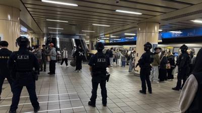 Tayvan'da b�y�k panik! Sald�r�lar pe� pe�e geldi: 2 �l�