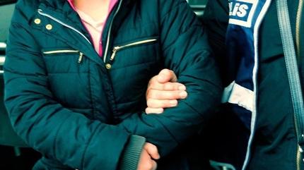 DEA� finans�rlerine k�ska�! 5 ki�inin pe�ine d���ld�