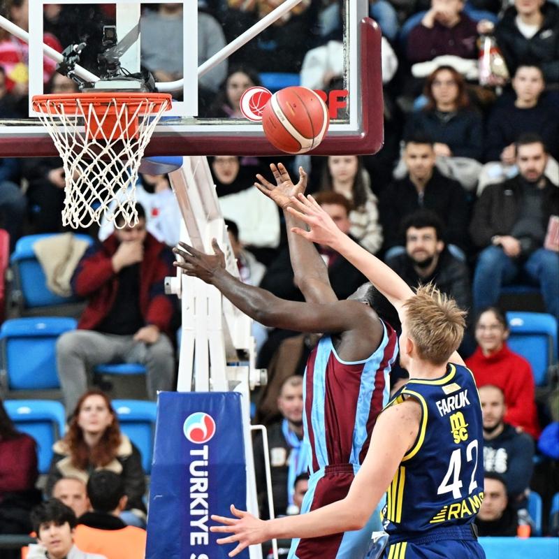 Trabzonspor'dan Fenerbah�e Beko'ya 26 say� fark!