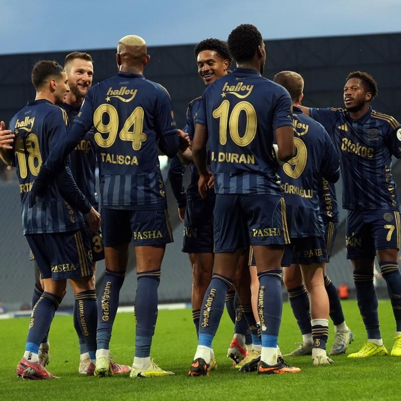 Fenerbah�e'de sakatl�k alarm�! 9 isim derbide yok