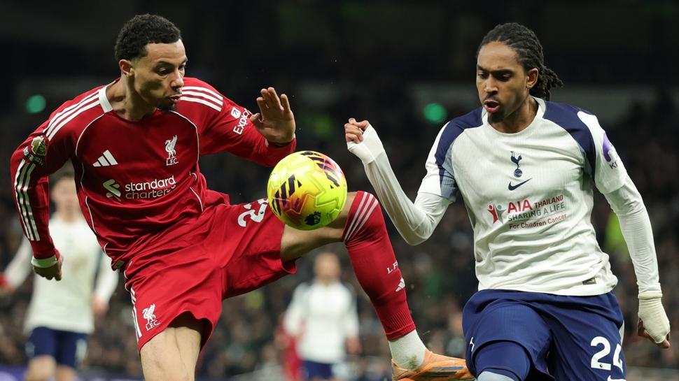 Liverpool, Tottenham engeline takılmadı