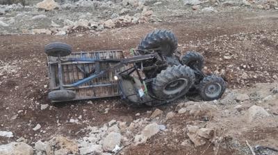 ��rnak'ta trakt�r devrildi: 12 ki�i yaraland�