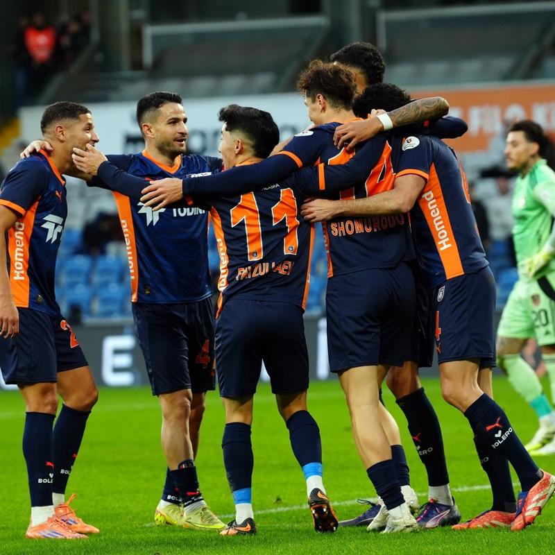 Ba�ak�ehir, Gaziantep FK kar��s�nda 5 golle kazand�